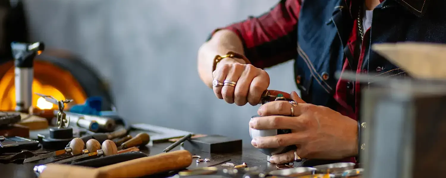 Pawn Shop and Gunsmith